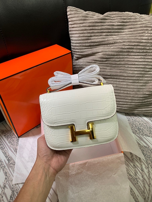 エルメス バッグ 激安背面デザイン